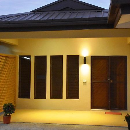 Westfield Homestay Fiji Nadi Exterior foto